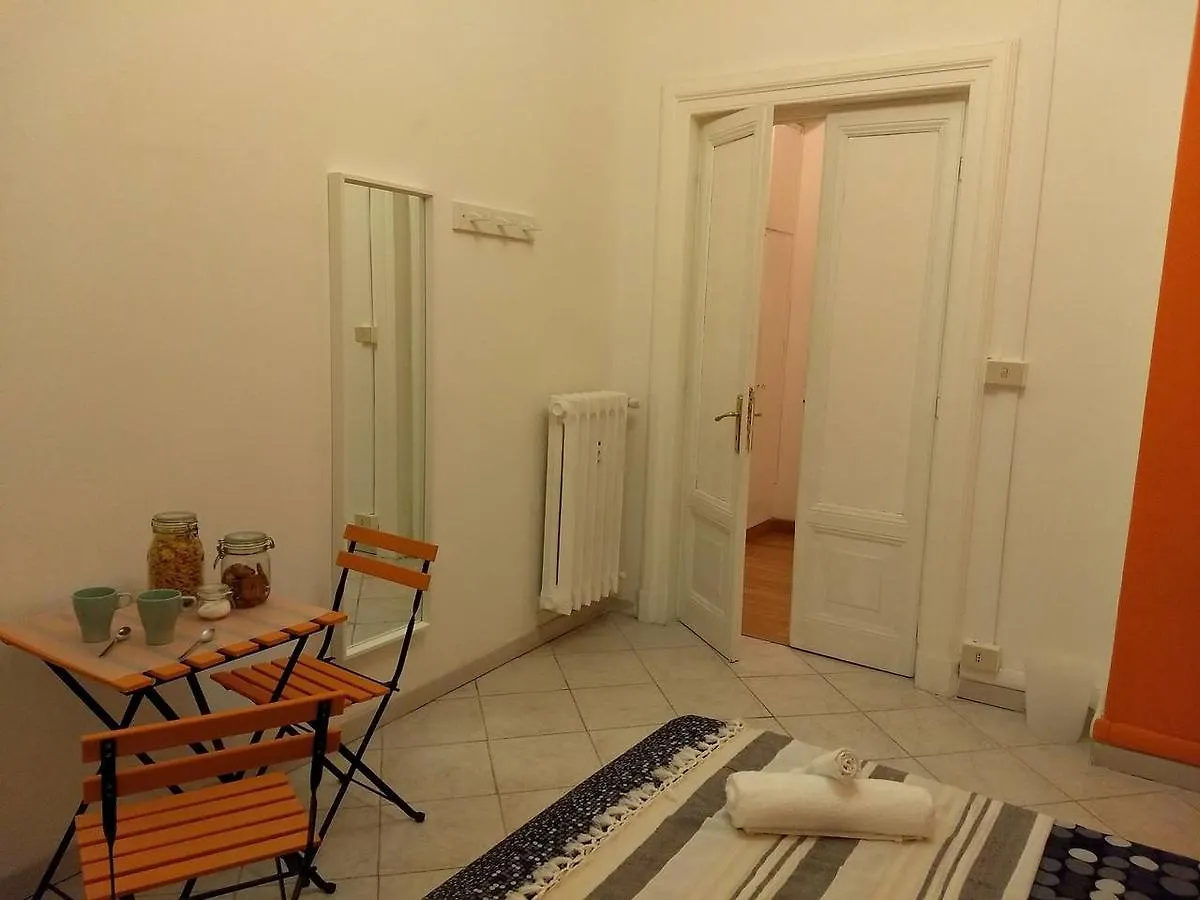 Amoraroma, Economy Guest House With Shared Bathrooms 3*, Rome
