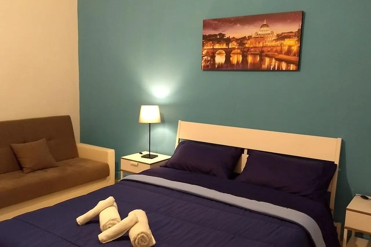 Amoraroma, Economy Guest House With Shared Bathrooms