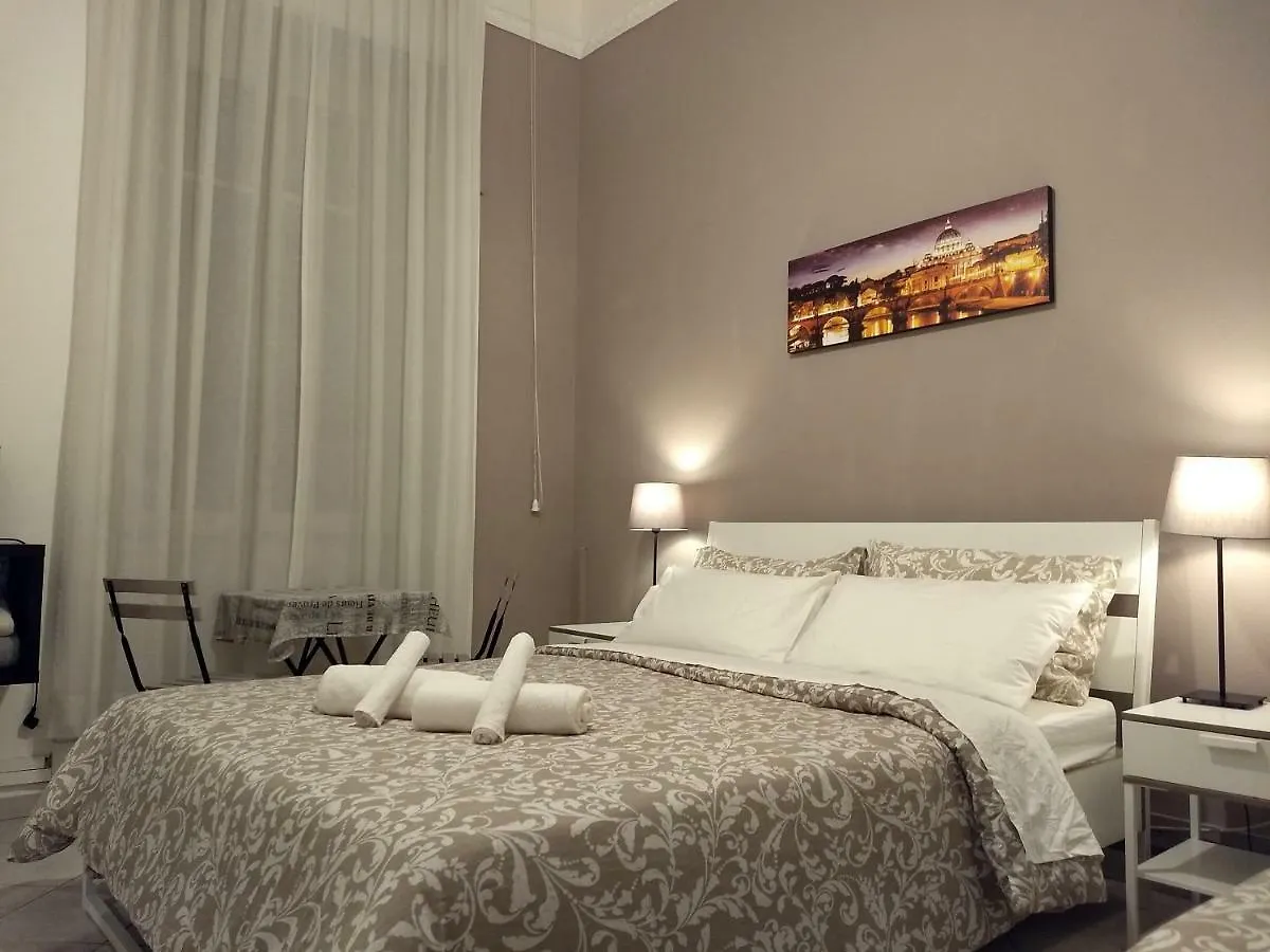 Amoraroma, Economy Guest House With Shared Bathrooms Rome